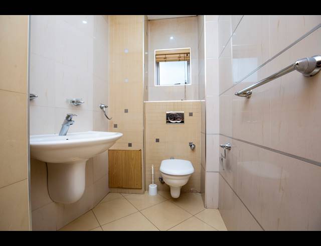 3 BEDROOM APARTMENT TO LET IN MUSGRAVE
